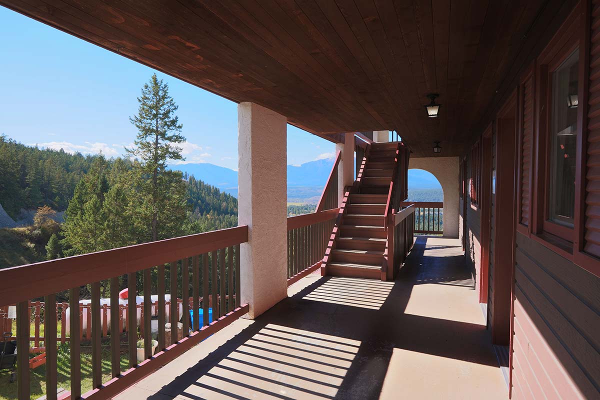 Radium Chalet exterior in the mountains